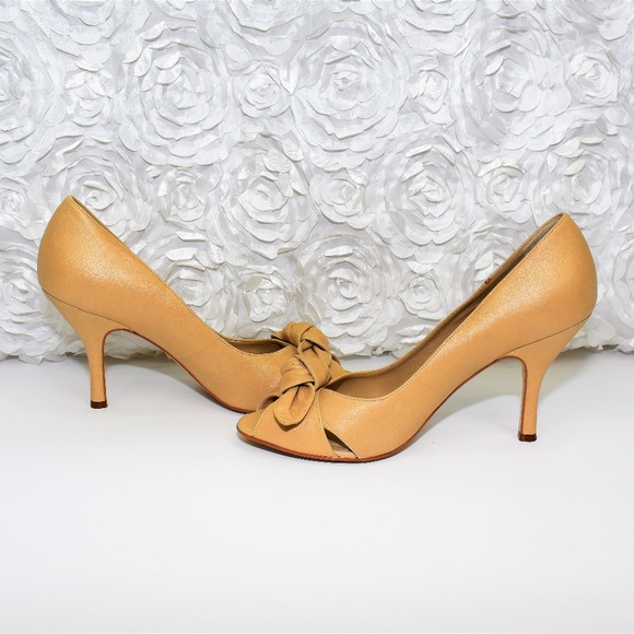 Gianni Bini Nude Leather Heels - Picture 5 of 8